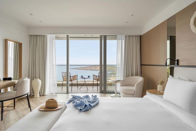 deluxe sea view