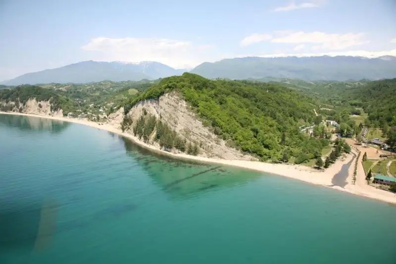 ЗОЛОТАЯ БУХТА