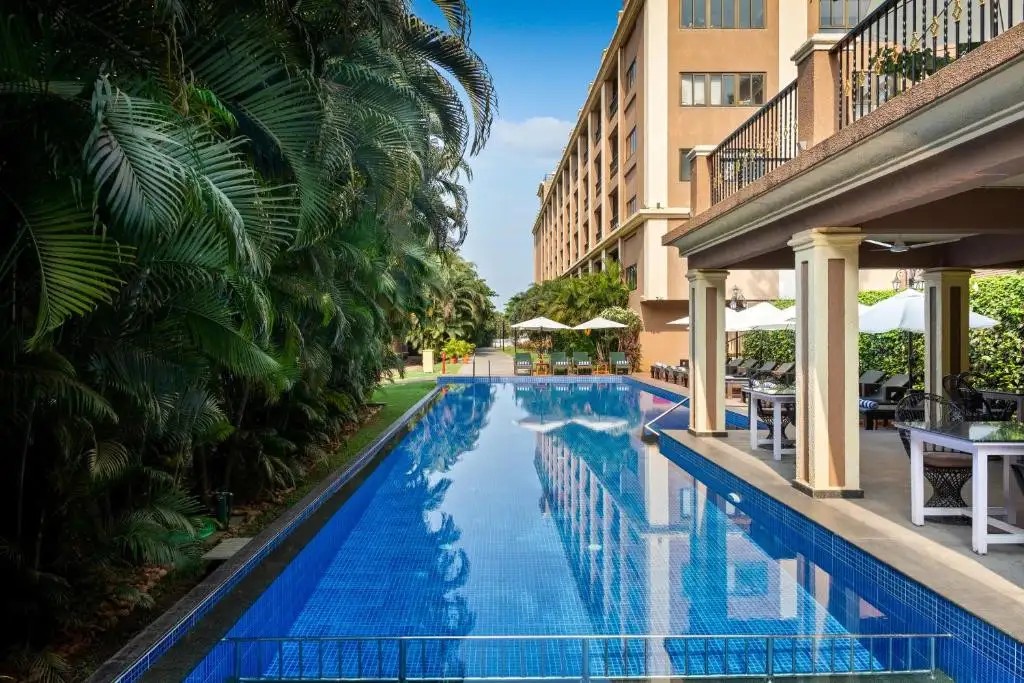 SEASHELL SUITES AND VILLAS