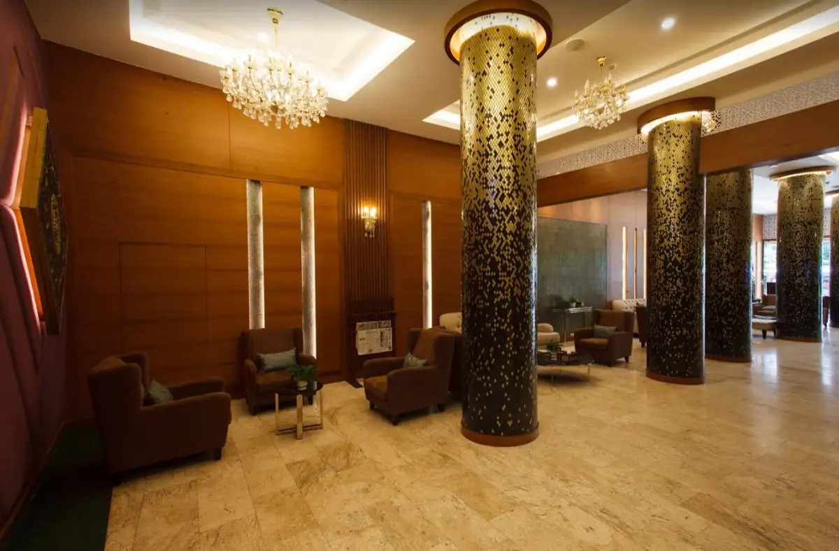 ASPIRA GRAND REGENCY SUKHUMVIT 22 (EX. CHECK INN REGENCY PARK)