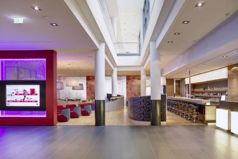 INTERCITY BERLIN HAUPTBAHNHOF