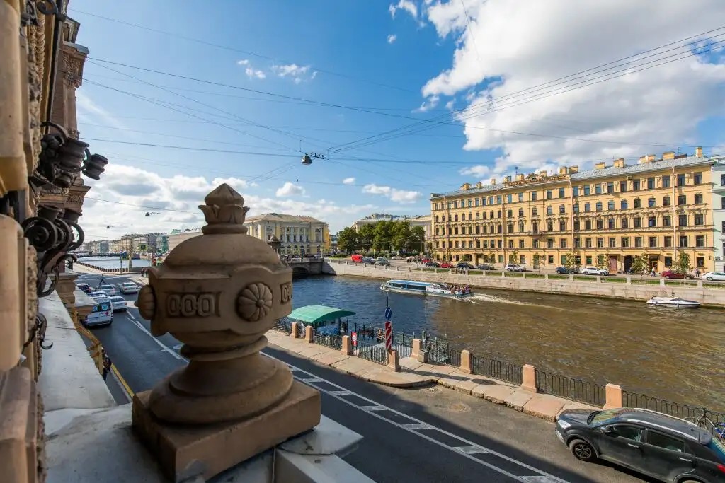 ЕЛИСЕЕВСКИЙ