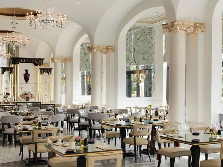 FOUR SEASONS HOTEL BAKU