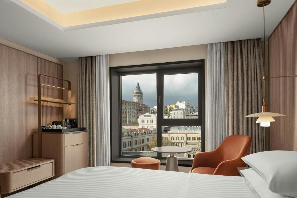 DELTA HOTELS BY MARRIOTT ISTANBUL KARAKOY