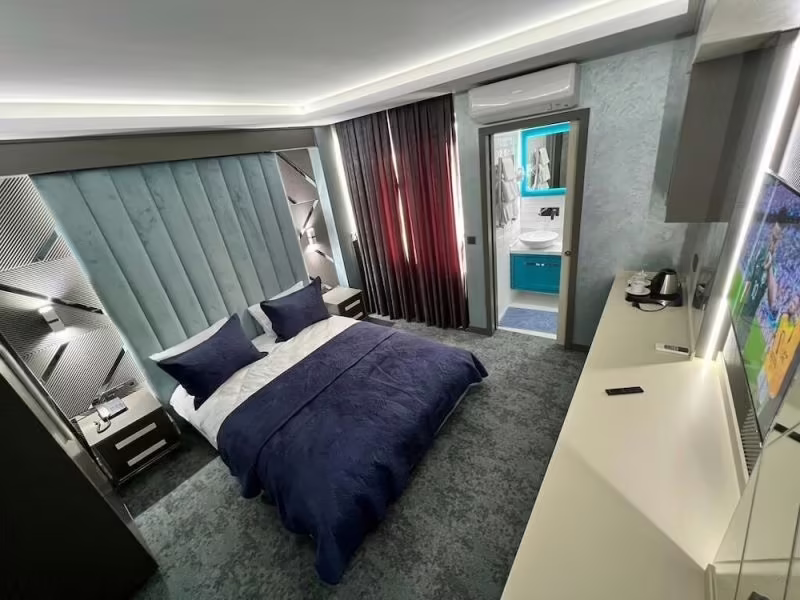 FOREVER 21 HOTEL