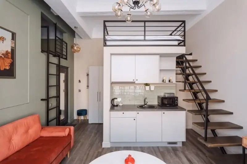 HOME HOTEL