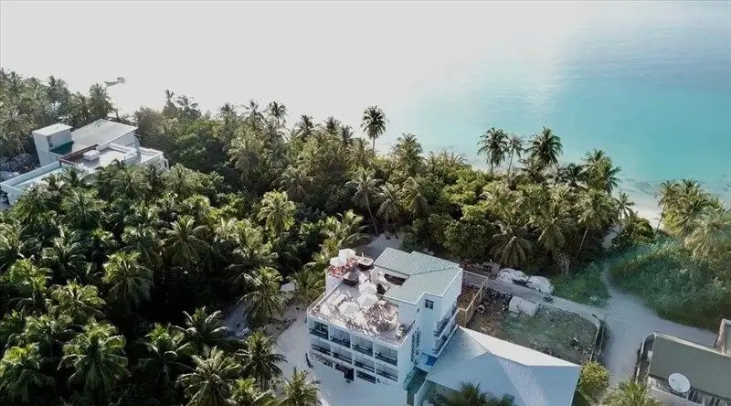 BLISS DHIGURAH GUEST HOUSE