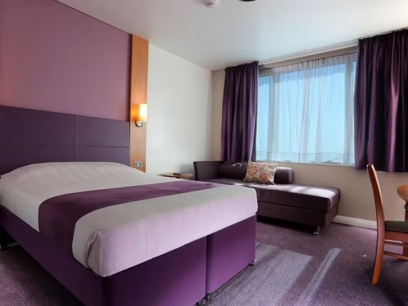 PREMIER INN DUBAI INTERNATIONAL AIRPORT