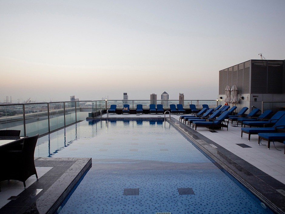 PARK REGIS KRIS KIN HOTEL