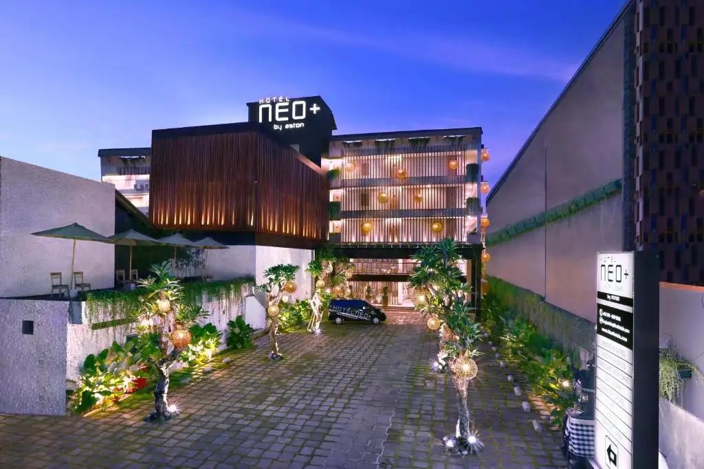 NEO HOTEL + KUTA LEGIAN