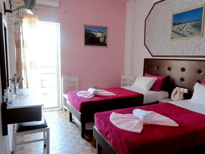 MINOA HOTEL & ANNEX