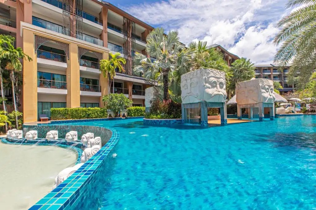 RAWAI PALM BEACH RESORT