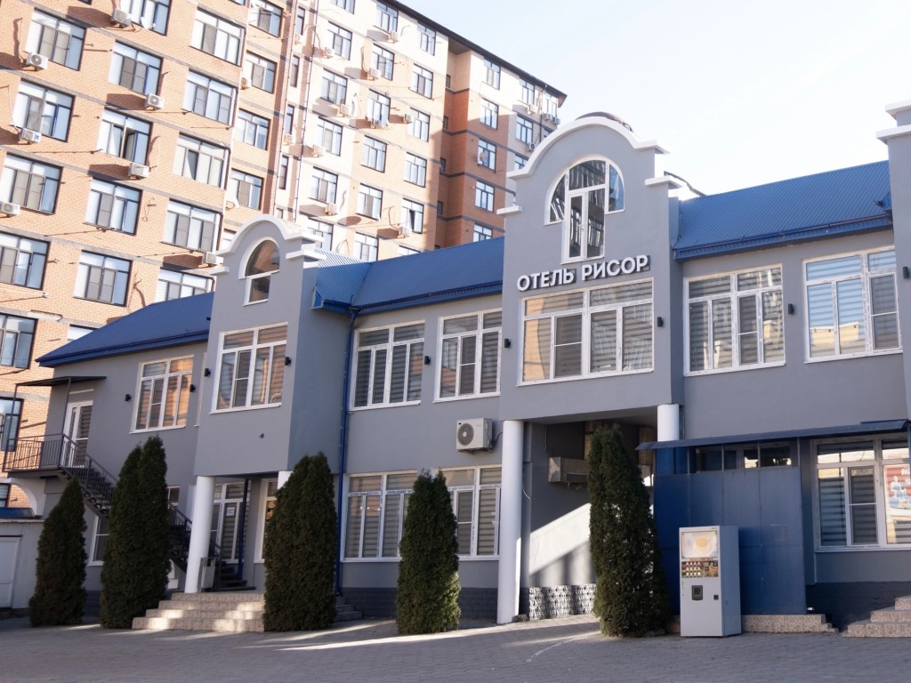 ГИБРИД-ОТЕЛЬ РИСОР
