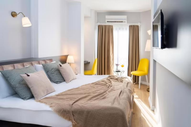 NISS LARA HOTEL