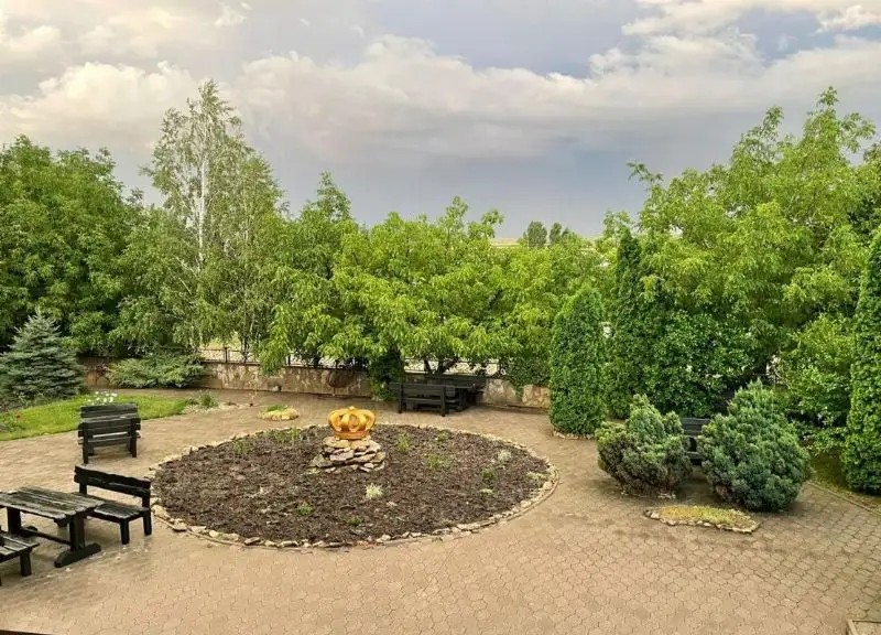 КОРОНА