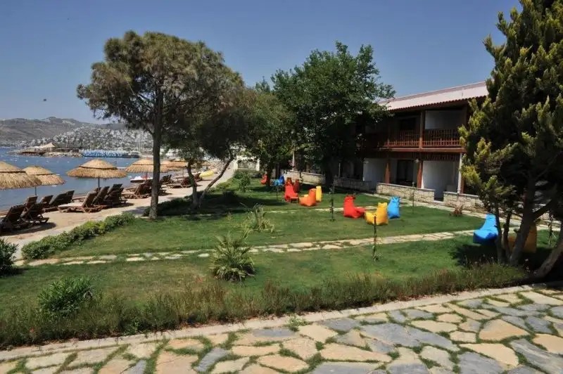 HOTEL MARMA BEACH