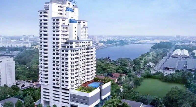 CENTRE POINT SUKHUMVIT 10
