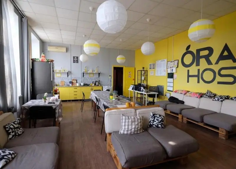 ORANGE HOSTEL (ОРАНЖ)