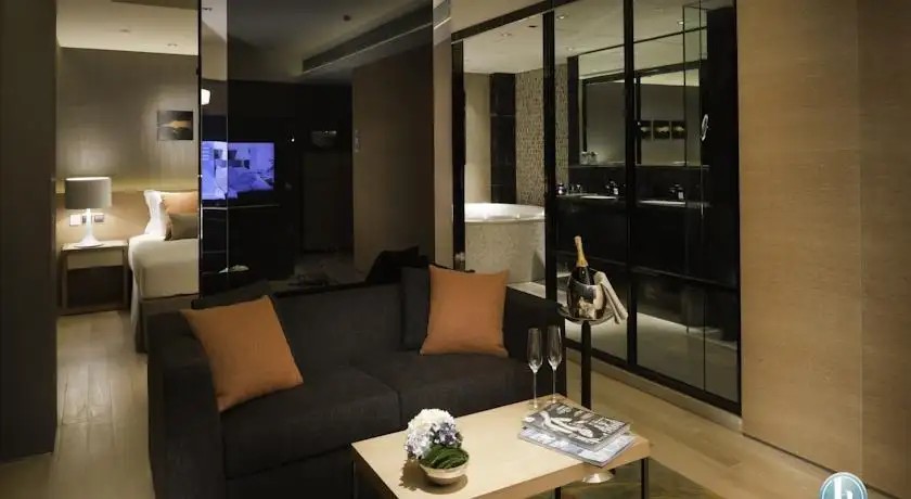 NINA HOTEL ISLAND SOUTH (EX. LHOTEL)