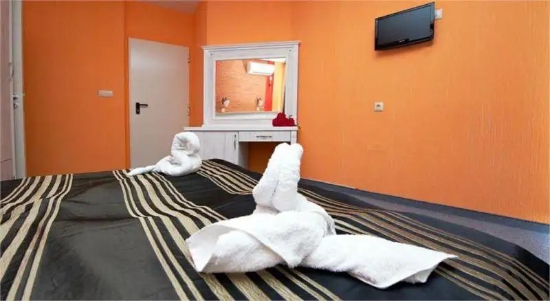 PAROS (EX. OLIMP POMORIE)