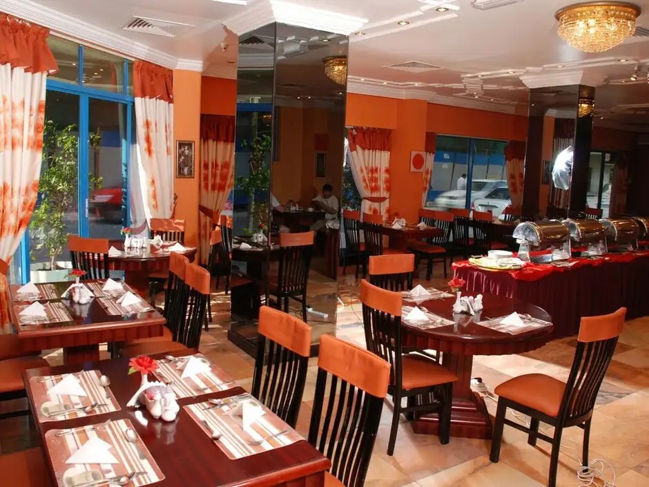 AL BUSTAN HOTEL FLATS SHARJAH