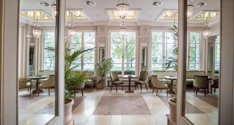 HESSISCHER HOF HOTEL