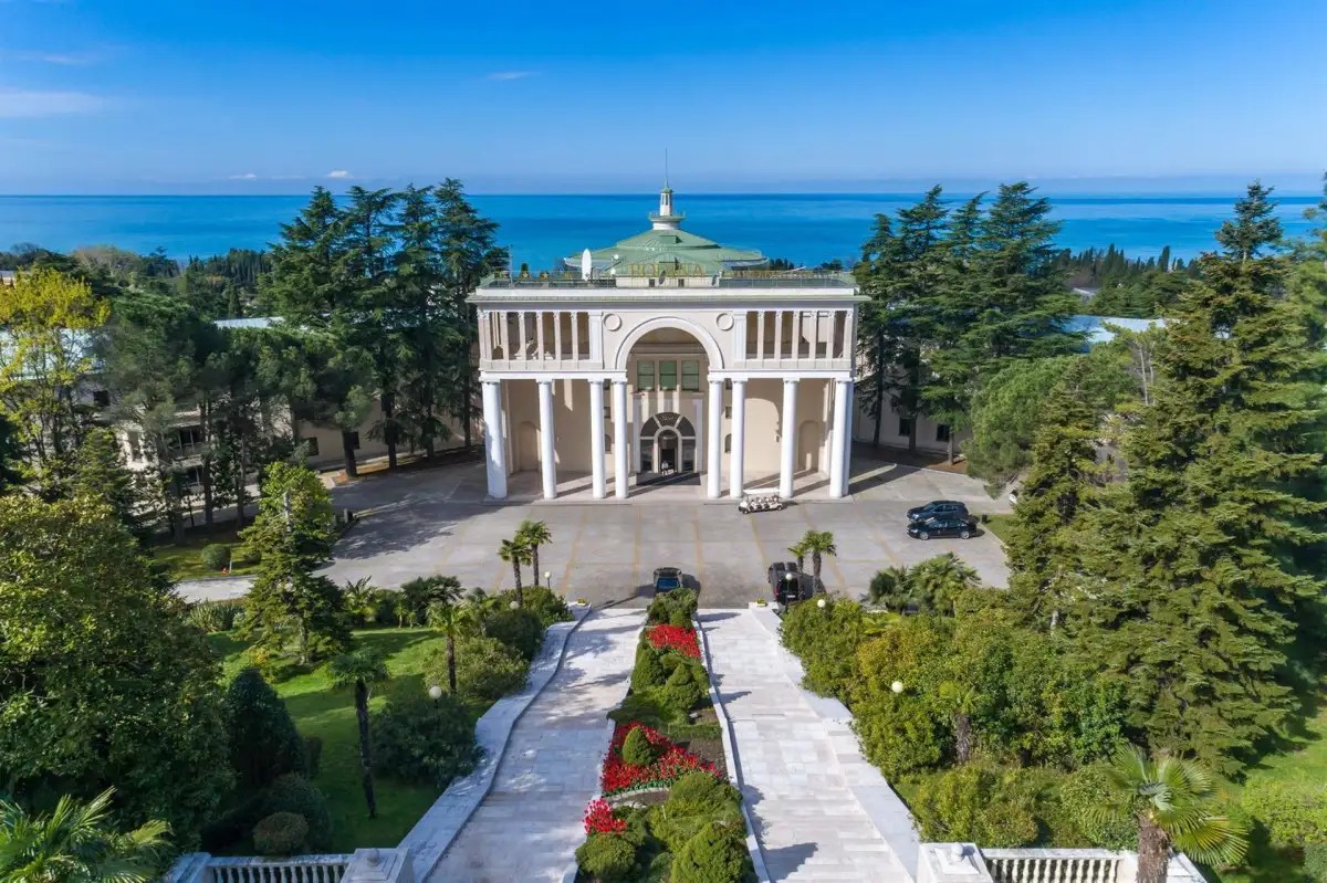 RODINA GRAND HOTEL & SPA (РОДИНА ГРАНД ОТЕЛЬ И СПА)