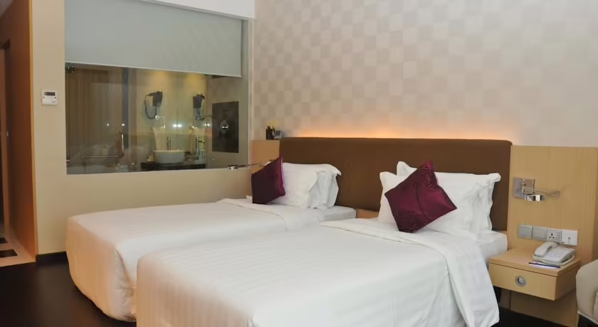 NOVOTEL KOTA KINABALU 1BORNEO
