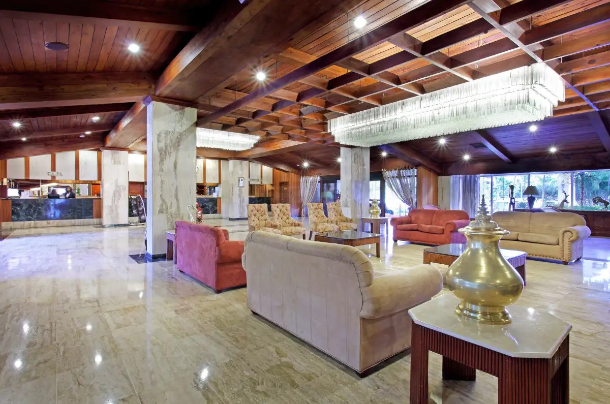 DOMINICAN FIESTA HOTEL & CASINO