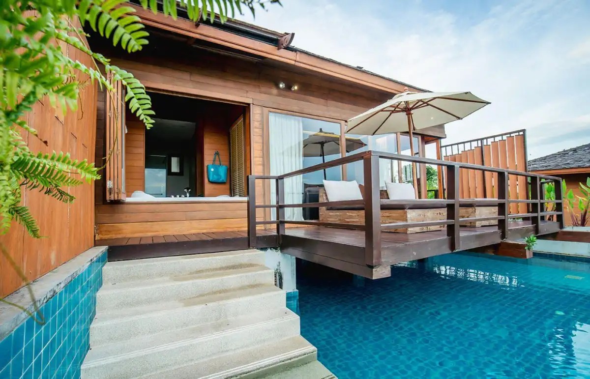 KC RESORT & OVER WATER VILLAS