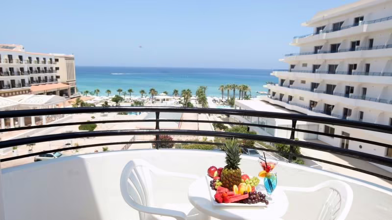 CONSTANTINOS THE GREAT APTS