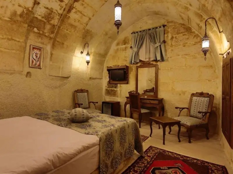 FAIRYLAND CAVE HOTEL