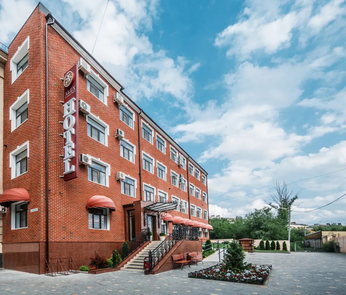 ALEX RESIDENCE (АЛЕКС РЕЗИДЕНС)