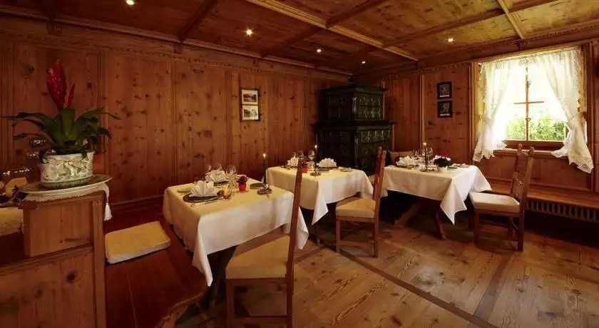 GENZIANA HOTEL SELVA GARDENA