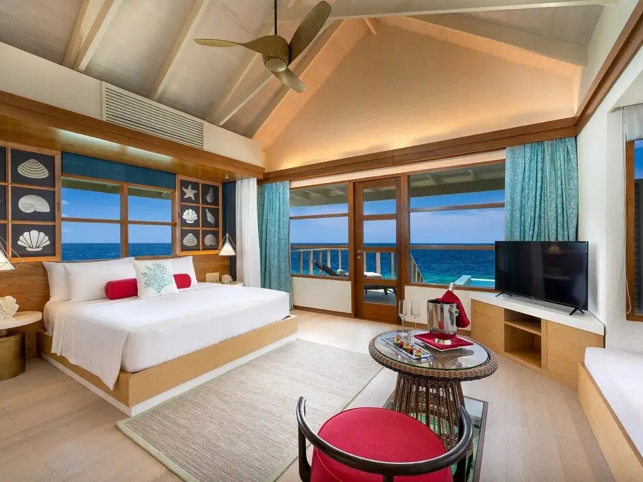 OBLU SELECT LOBIGILI