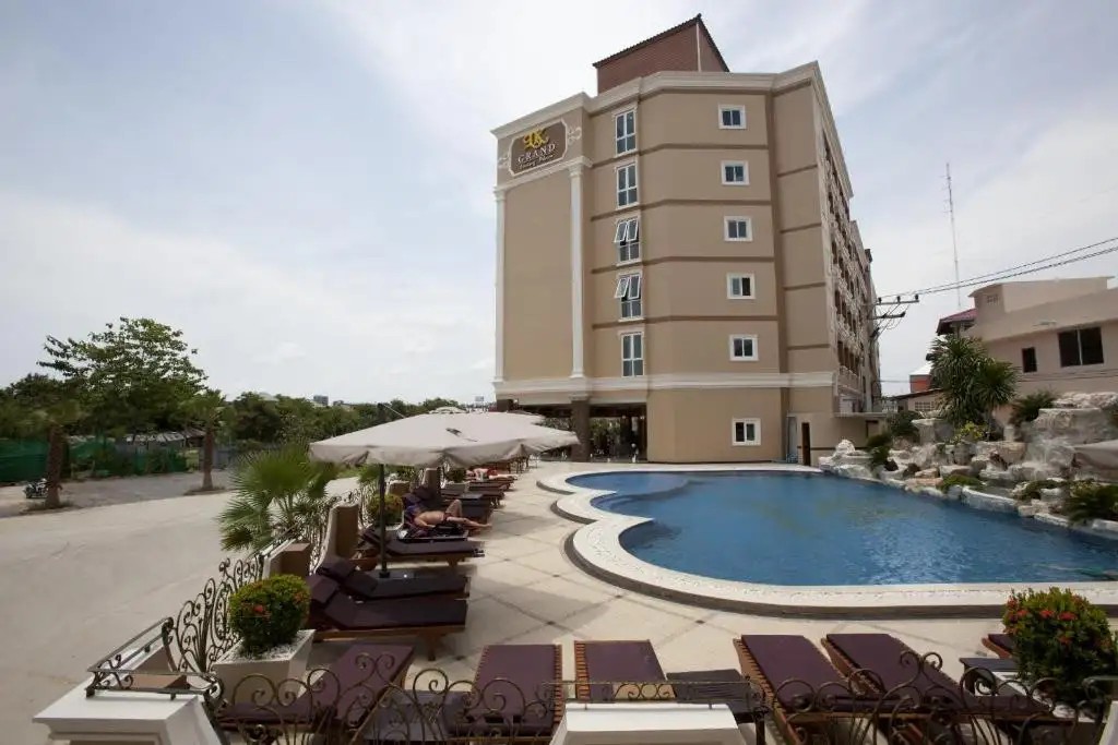 LK GRAND LIVING PLACE