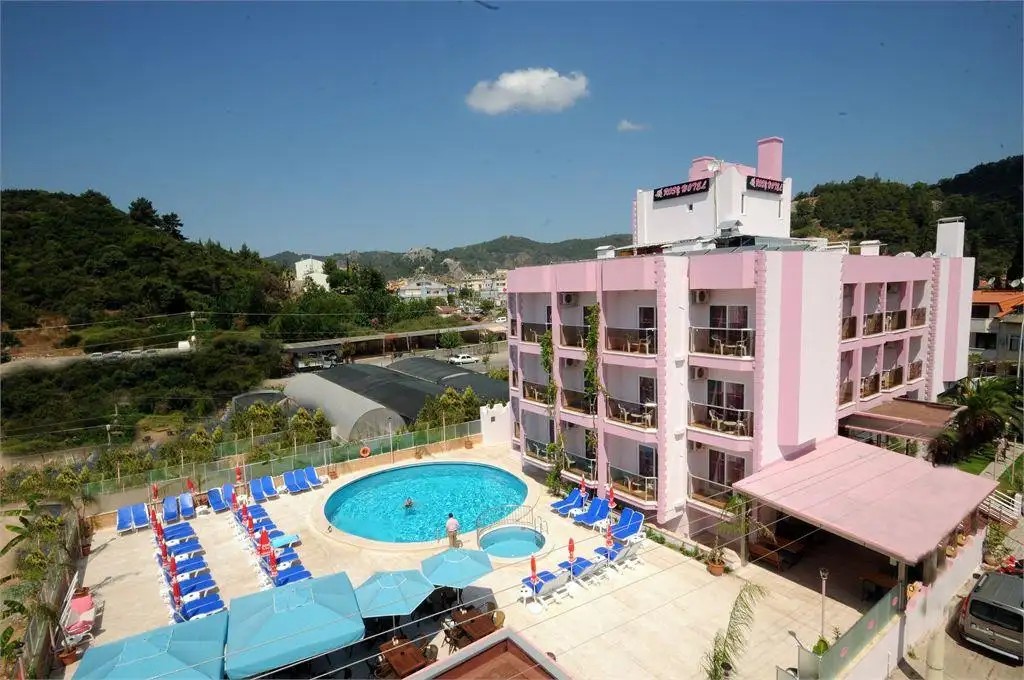 ROSY APART & HOTEL