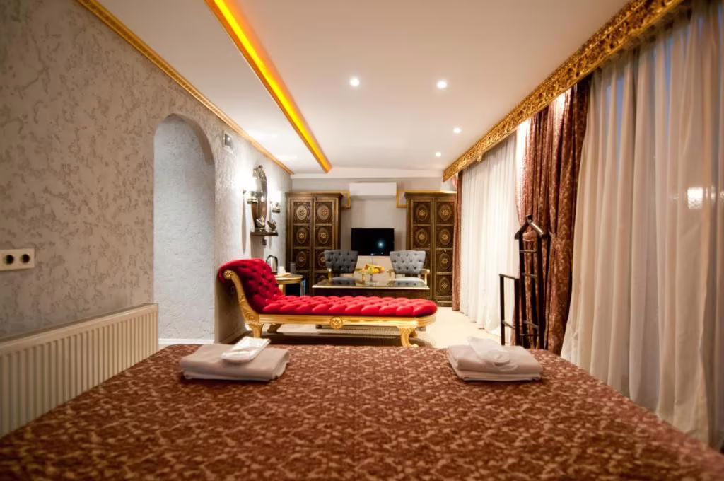 GRAND AMBIANCE HOTEL