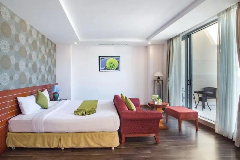 RICHICO APARTMENTS AND HOTEL