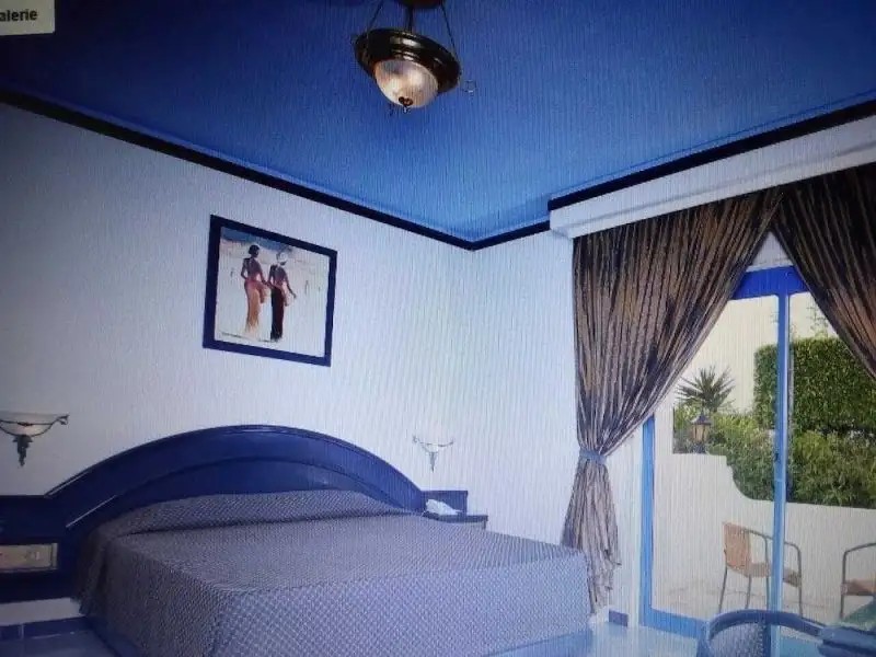 HURGADA MIRAGE BEACH CHALET & AQUA PARK