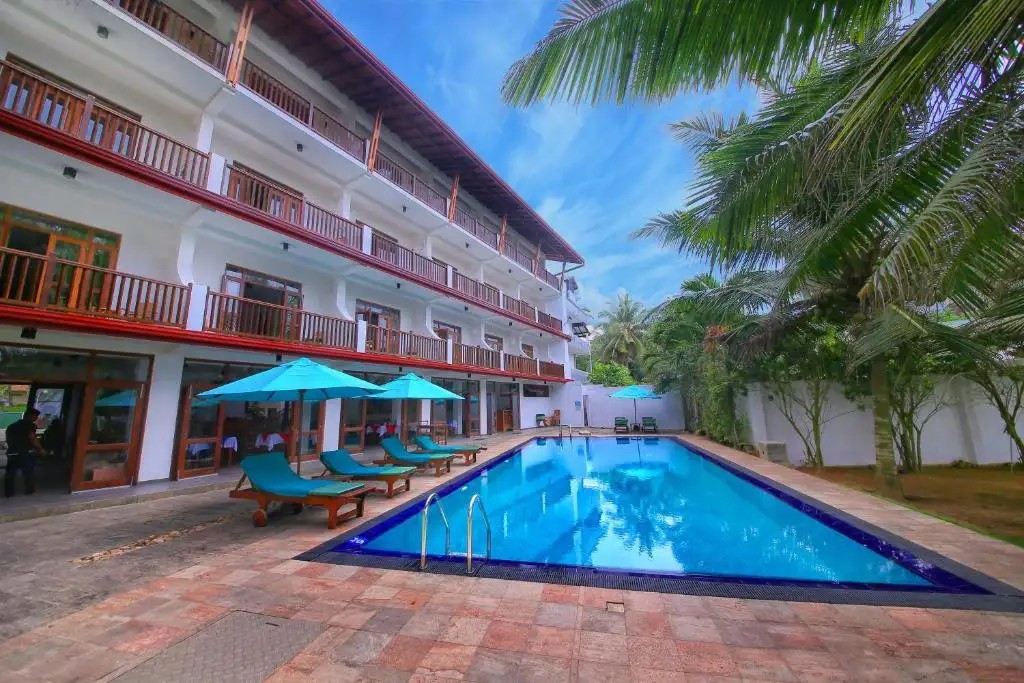 ROCK SIDE BEACH RESORT