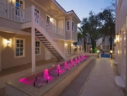 ELEGANCE EAST HOTEL