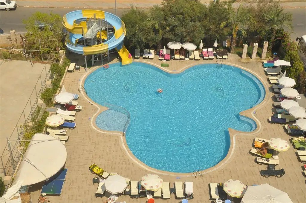BLUE CAMELOT BEACH (EX. MERLIN BEACH HOTEL)