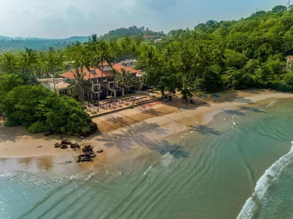 COCO BAY UNAWATUNA
