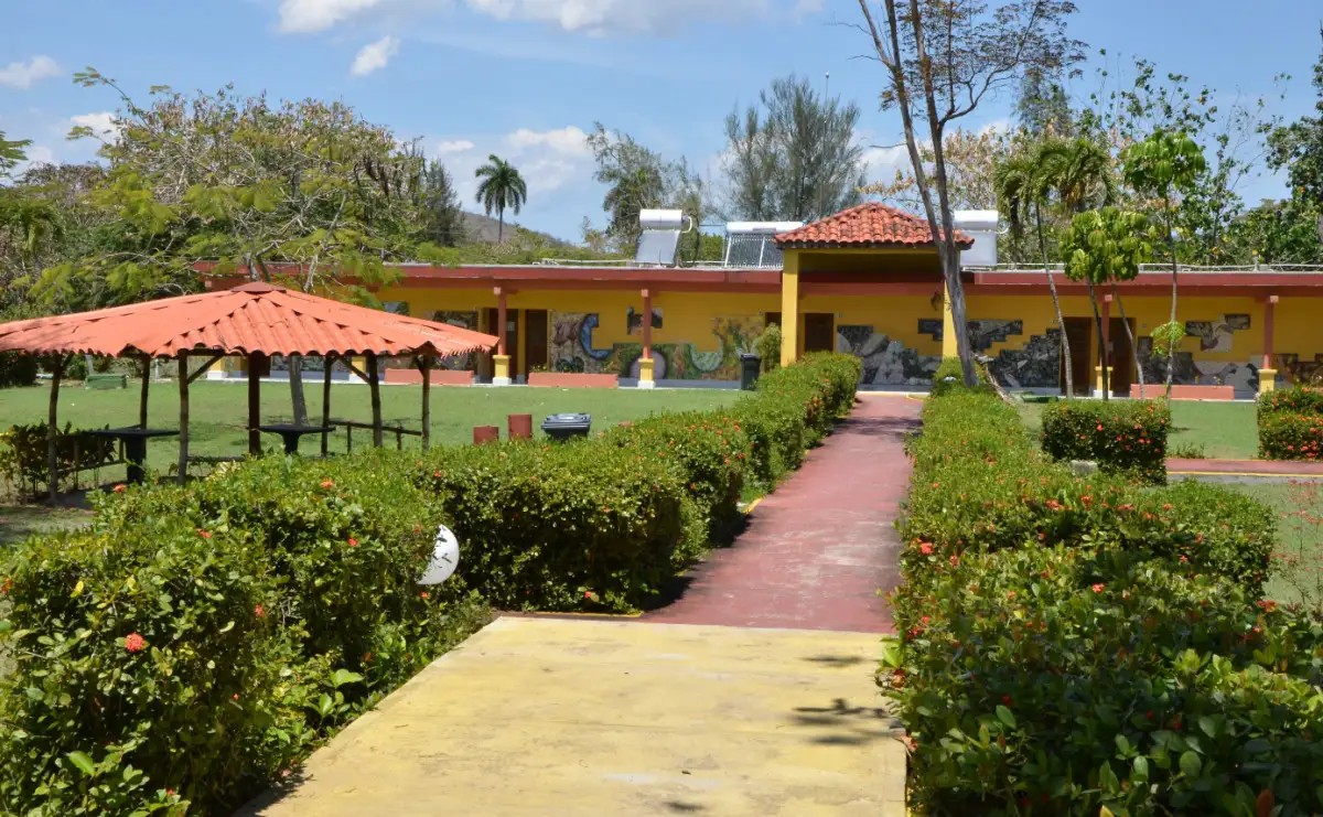 VILLA ISLAZUL EL BOSQUE