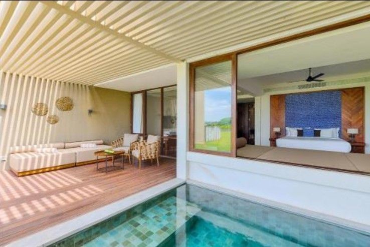 plunge pool suite