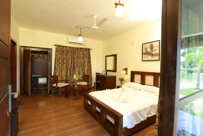 DESHADAN BACKWATER RESORT 