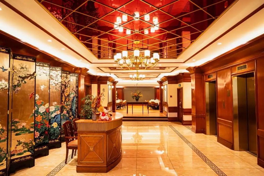SHANGHAI PARK HOTEL