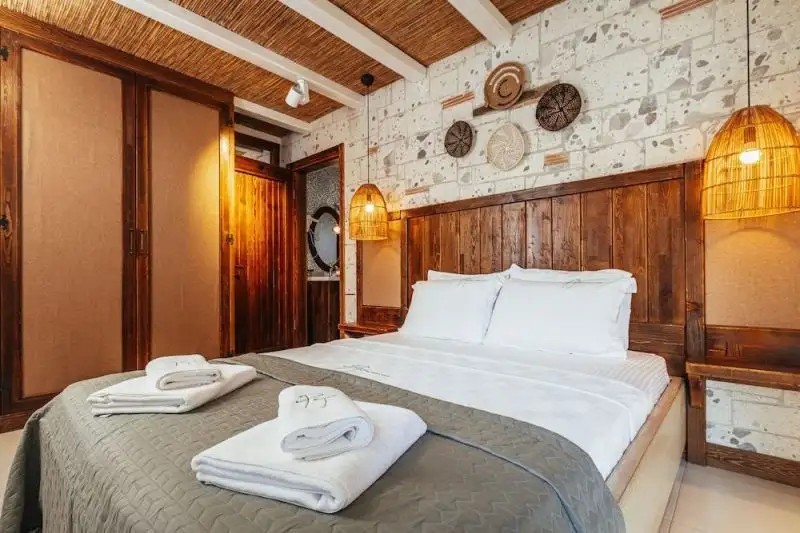 ROSSO OTEL DALYAN