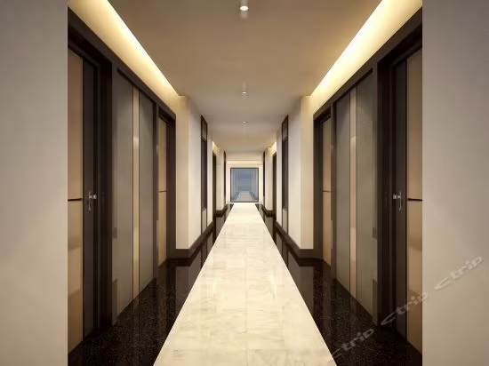 THE PROUD HOTEL PATTAYA